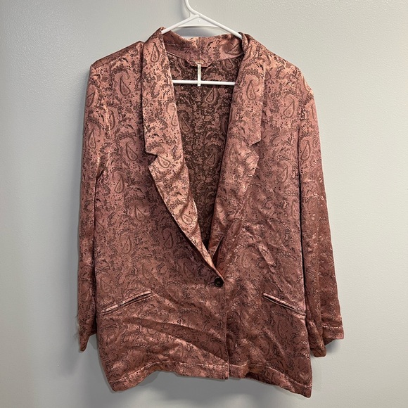 Free People Pink Silky Jacquard Button Front Oversize Blazer - Size Small - Picture 2 of 6